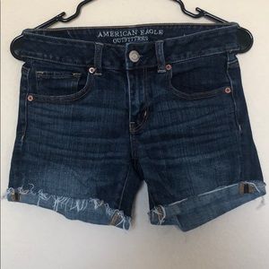 American Eagle cutoff jean shorts size 4